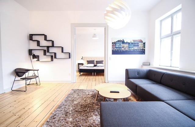 Beautiful 2-bed in top location - 2