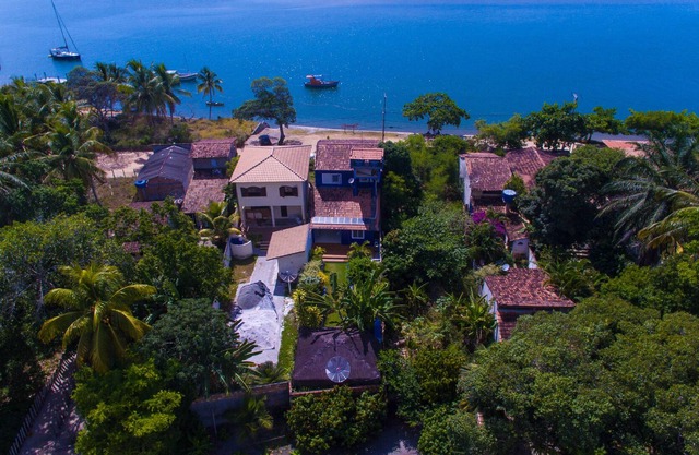 Hermosa casa de 3 dormitorios junto al río y al mar.