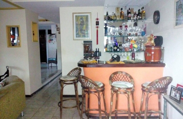 2 habitaciones, 2 baños, 1 aseo
