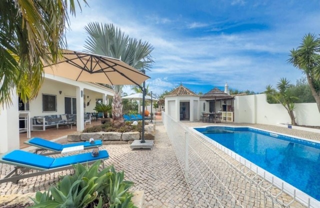 Hermosa villa de lujo para 8 personas con una gran piscina privada