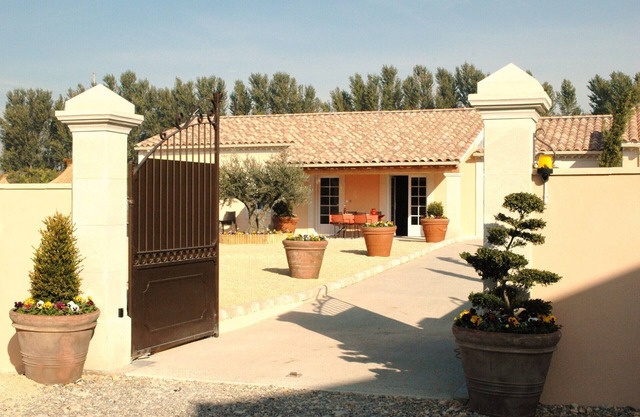 Hermoso y confortable villa con piscina climatizada hermosa