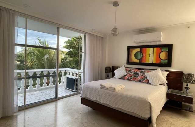 HERMOSO Y AMPLIO APARTAMENTO EN CONDOMINIO CAMPESTRE