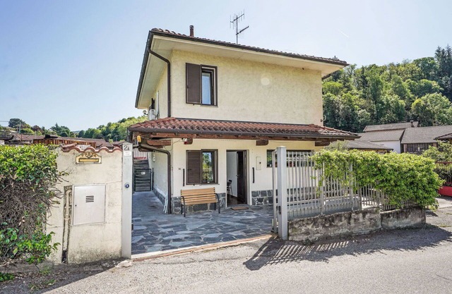 Bonito apartamento para 5 personas con piscina, WIFI, TV y aparcamiento