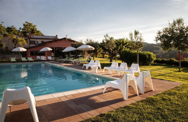 Acogedor apartamento para 4 personas con WIFI, piscina, TV, mascotas permitida y aparcamiento