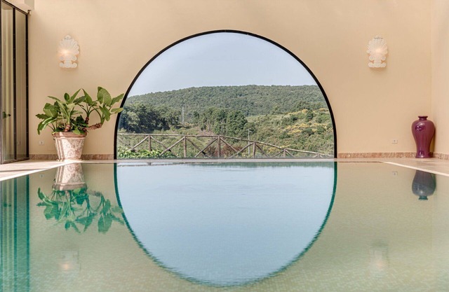 Hermoso apartamento con A/C, WIFI, piscina, TV, patio, vista panorámica y aparcamiento