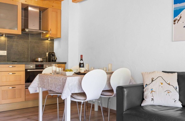 Hermoso apartamento para 3 personas con WIFI, TV, balcón y aparcamiento