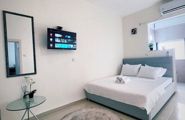 Beautiful apartment close to the Bahai Garden Haifa.