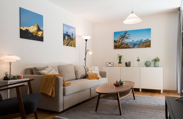 Hermoso apartamento para 5 personas con WIFI, TV, balcón y mascotas permitida