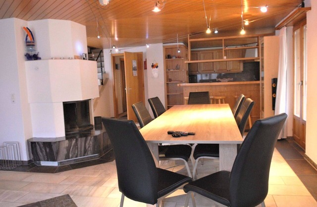 Bonito apartamento para 8 personas con WIFI, balcón y mascotas permitida
