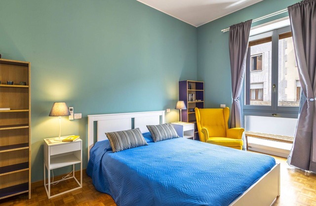 Acogedor apartamento para 4 personas con WIFI, A/C, TV, balcón y aparcamiento