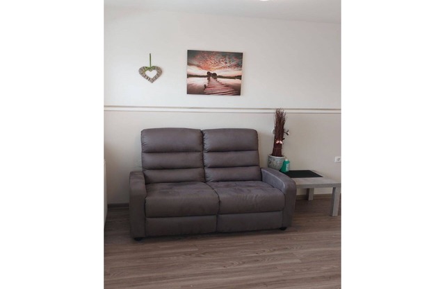 Precioso apartamento en villa para 7 personas con WIFI, TV, patio, mascotas permitida y aparcamiento