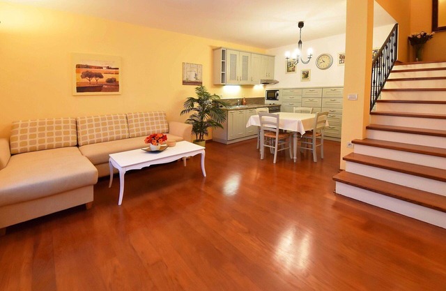 Hermoso apartamento en villa para 2 personas con WIFI, A/C, TV y aparcamiento