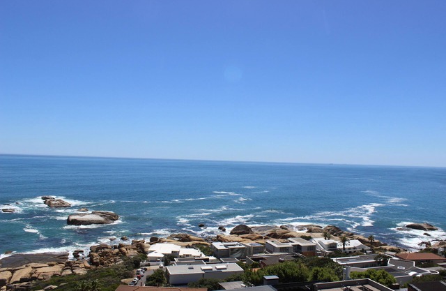 Beautiful apartment with stunning views in beautiful Llandudno, Cape Town