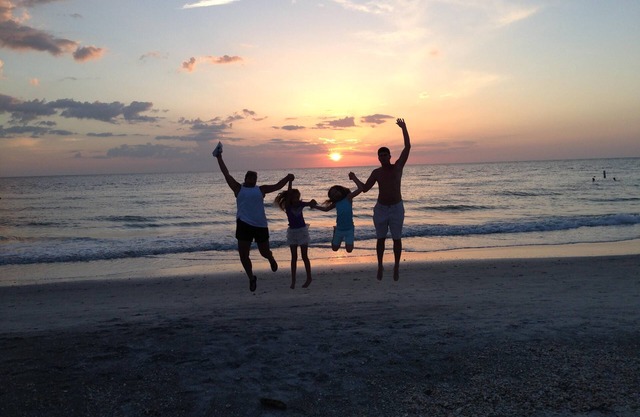 Hermoso condominio frente al mar en Sand Key, Clearwater Beach FL