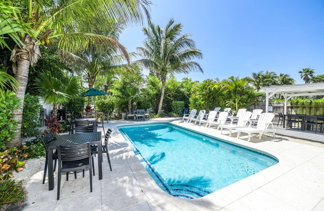 Barefoot by the Bay at Bayside Bungalows