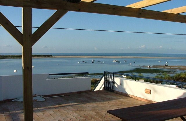 Hermosa casa de campo justo al lado del mar. Zona tranquila, Reserva de la Ría Formosa