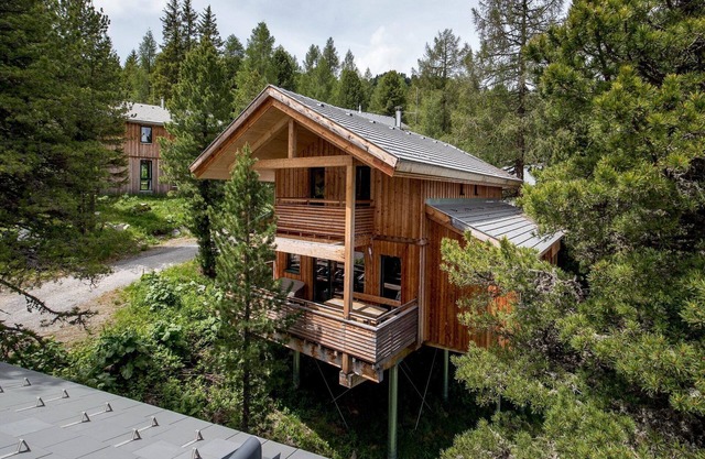 Bonito chalet con sauna y jacuzzi