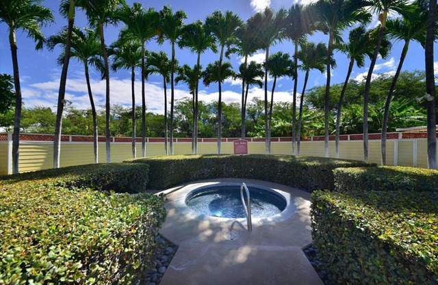 Beautiful Condo with Pool, Hot Tub and AC!