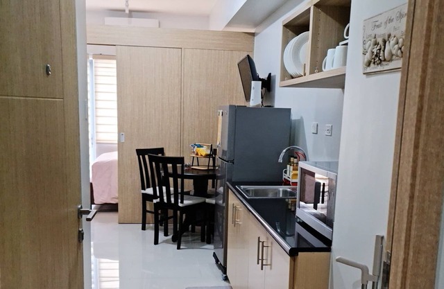 Hermoso Condominio Con Piscinas Etc.