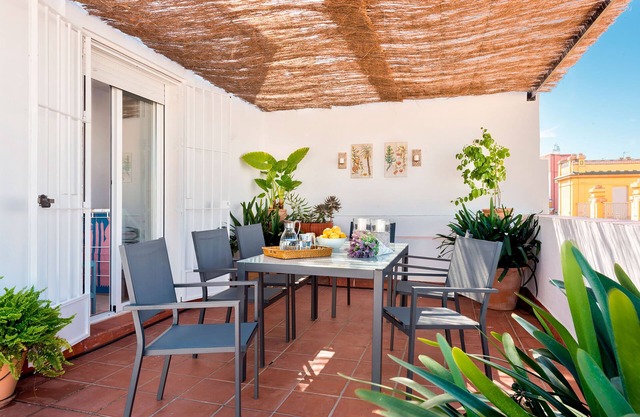 Attractive Duplex in city center. Alfalfa Terrace