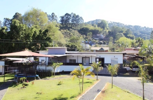 Finca para 30 personas cerca a termales