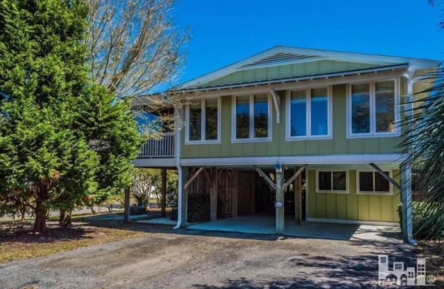 Hermosa y familiar Carolina Beach Cottage con carrito de golf, bicicletas, kayaks