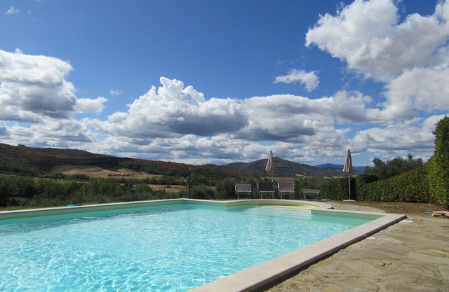 Hermoso apartamento de granja cerca del lago Trasimeno - Italia
