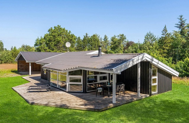 Preciosa casa en Jerup con sauna