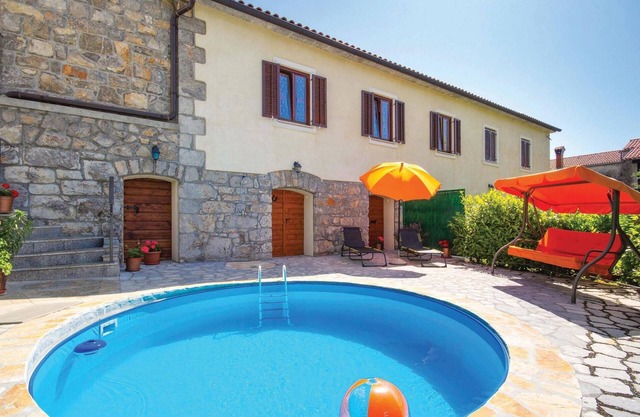 Preciosa casa en Veprinac con WiFi