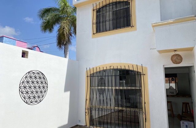 Beautiful house in center of cancun near of everting !! Bonita casa en cancun