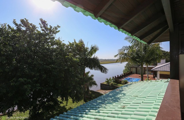 Beautiful house in Torres on the banks of the Mampituba river