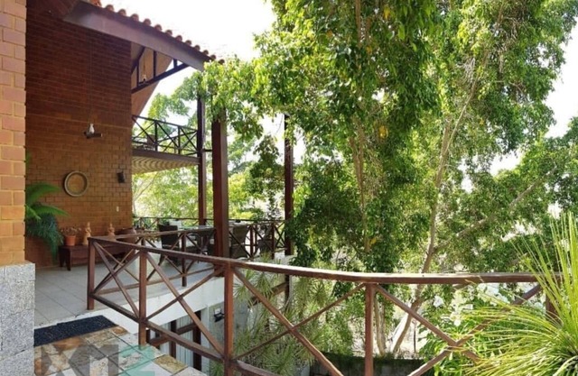 LINDA CASA CON VISTA PARA LAS MONTAÑAS EN COMEDOMINIO DE LUJO