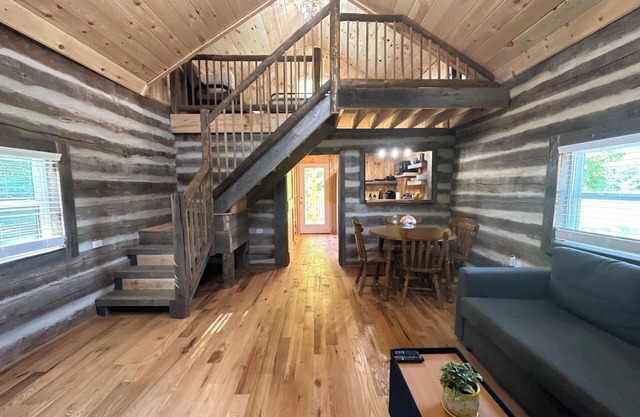 Beautiful Log Cabin in Rural Mount Airy