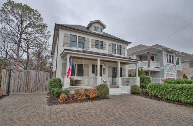 Hermosa casa de lujo cerca de 12th South w Front porch and Deck