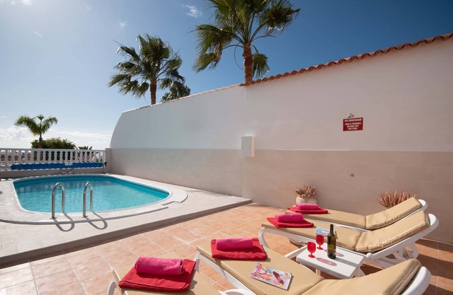 Hermosa villa de lujo de 4 dormitorios con vistas al mar y piscina privada aislada