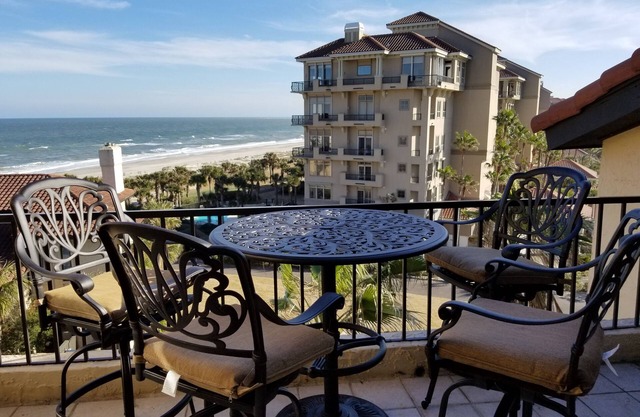 MILLONES DE VISTAS EN DÓLARES AMELIA ISLAND PENT HOUSE 9045831220 WINDSONG FRENTE AL OCÉANO