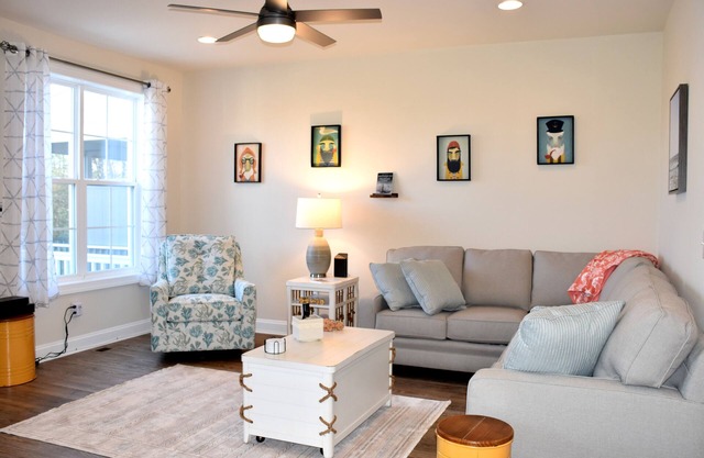 Beautiful New Townhome Minutes From Rehoboth Beach And Its Award Winning Beaches... Sawgrass