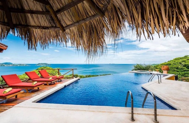 Beautiful Ocean front Villa with outstanding sunsets! Cook Service included!!