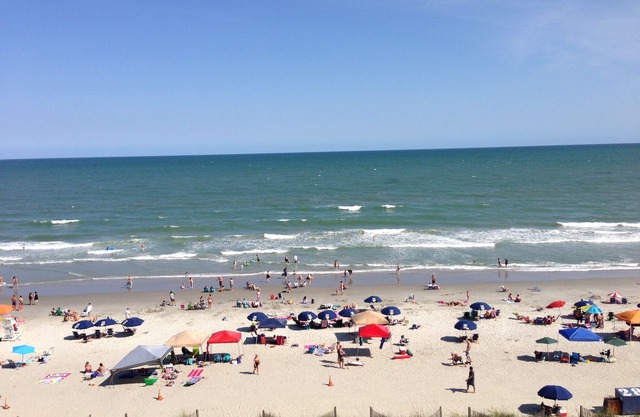 Hermoso condominio frente al mar - Crescent Shores - Propiedad y mantenimiento privados