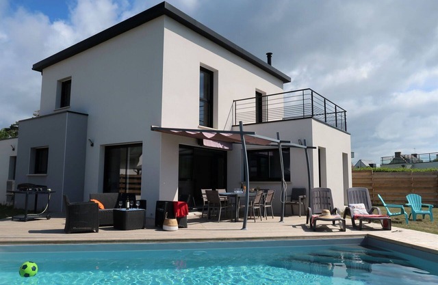 Casa de vacaciones privada con piscina privada, WIFI, TV, terraza, mascotas permitida, aparcamiento