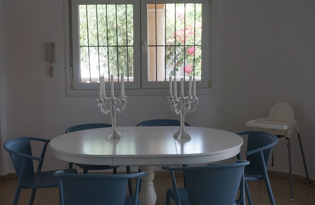 Hermosa villa privada con piscina privada cerrada en zona rural