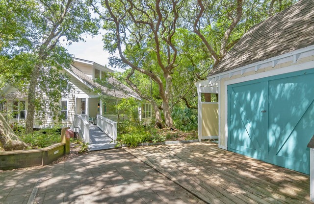 Hermosa casa 3BR en Bald Head Island - a corta distancia de la playa