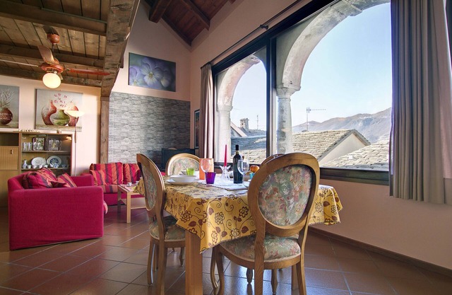 Hermoso, romántico, céntrico apartamento con vista al lago cerca de la plaza / lago / ayuntamiento