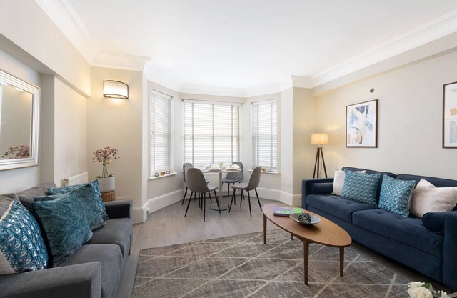 Beautiful Royal Borough Apartment