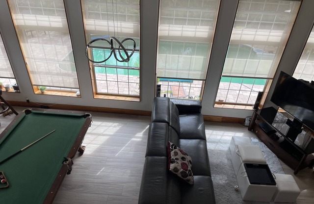 Hermosa casa en S Tampa con piscina climatizada y jacuzzi, Wi-Fi, cable, DVD, pingpong,