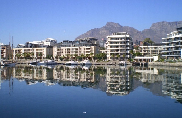 Hermoso y seguro apartamento de dos camas V & A Waterfront Cape Town **** clasificación.