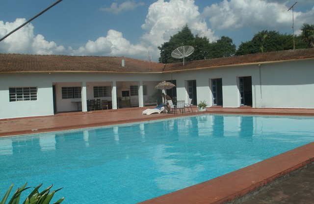 HERMOSA PISCINA-LAZER EN EL CAMPO KM. 68 CASTILLO