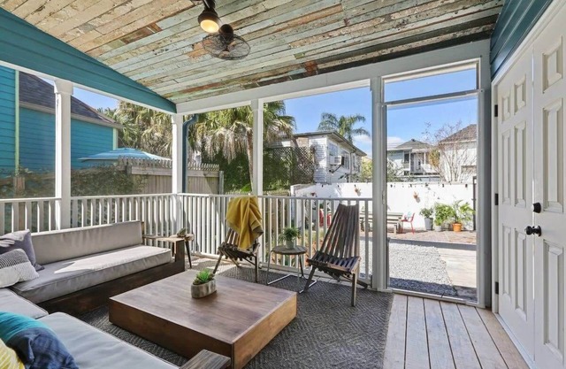 Beautiful Southern Charm, near Frenchmen/FQ
