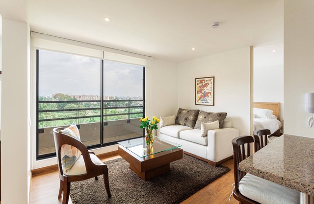 LINDO APARTA ESTUDIO CON EXCELENTES VISTAS