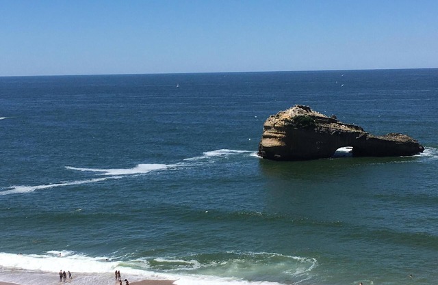 Hermoso estudio en el miramar. Sur completo y pies en el agua.